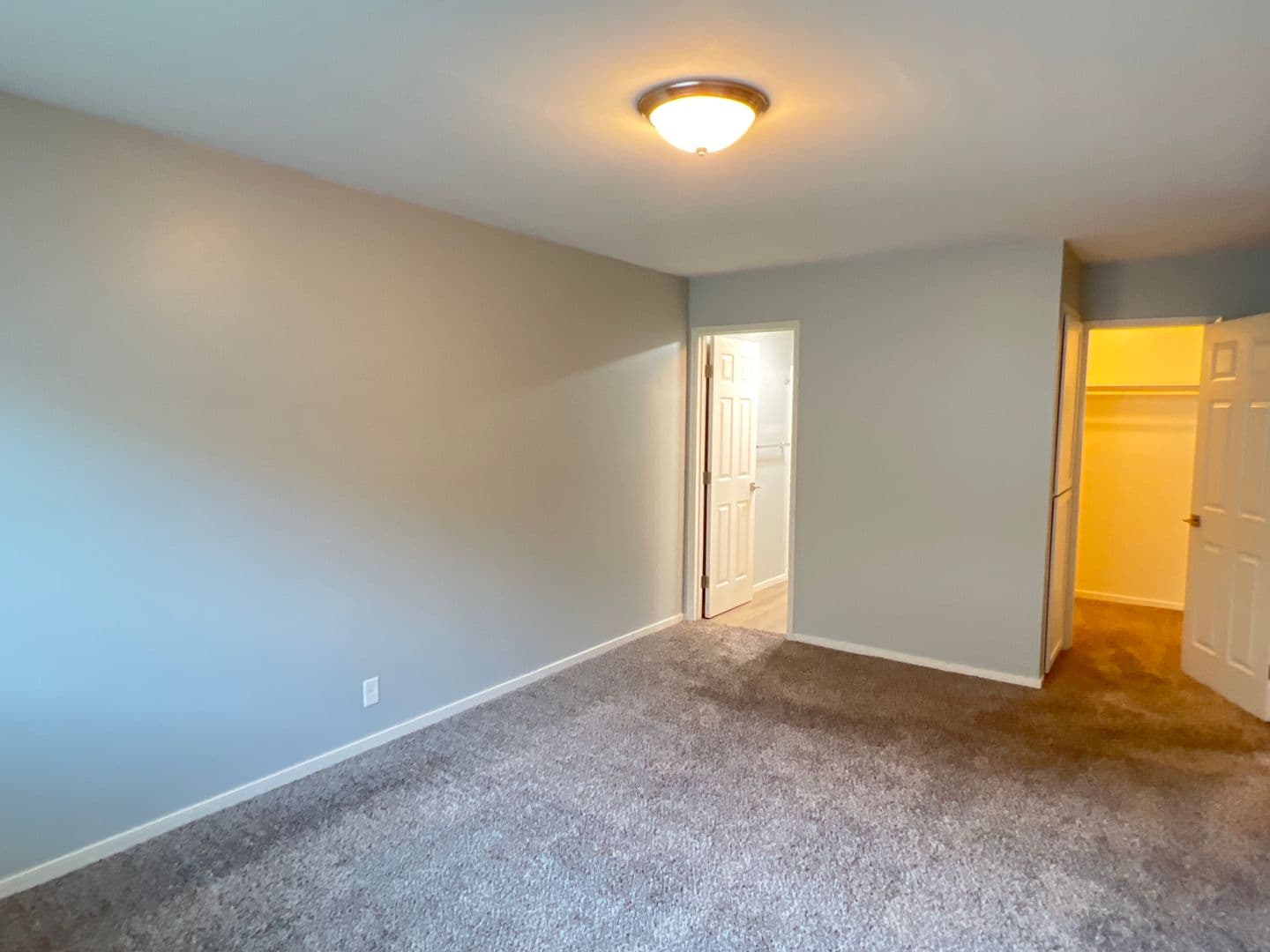 Bakersfield Apartment: 5900 Stockdale Hwy