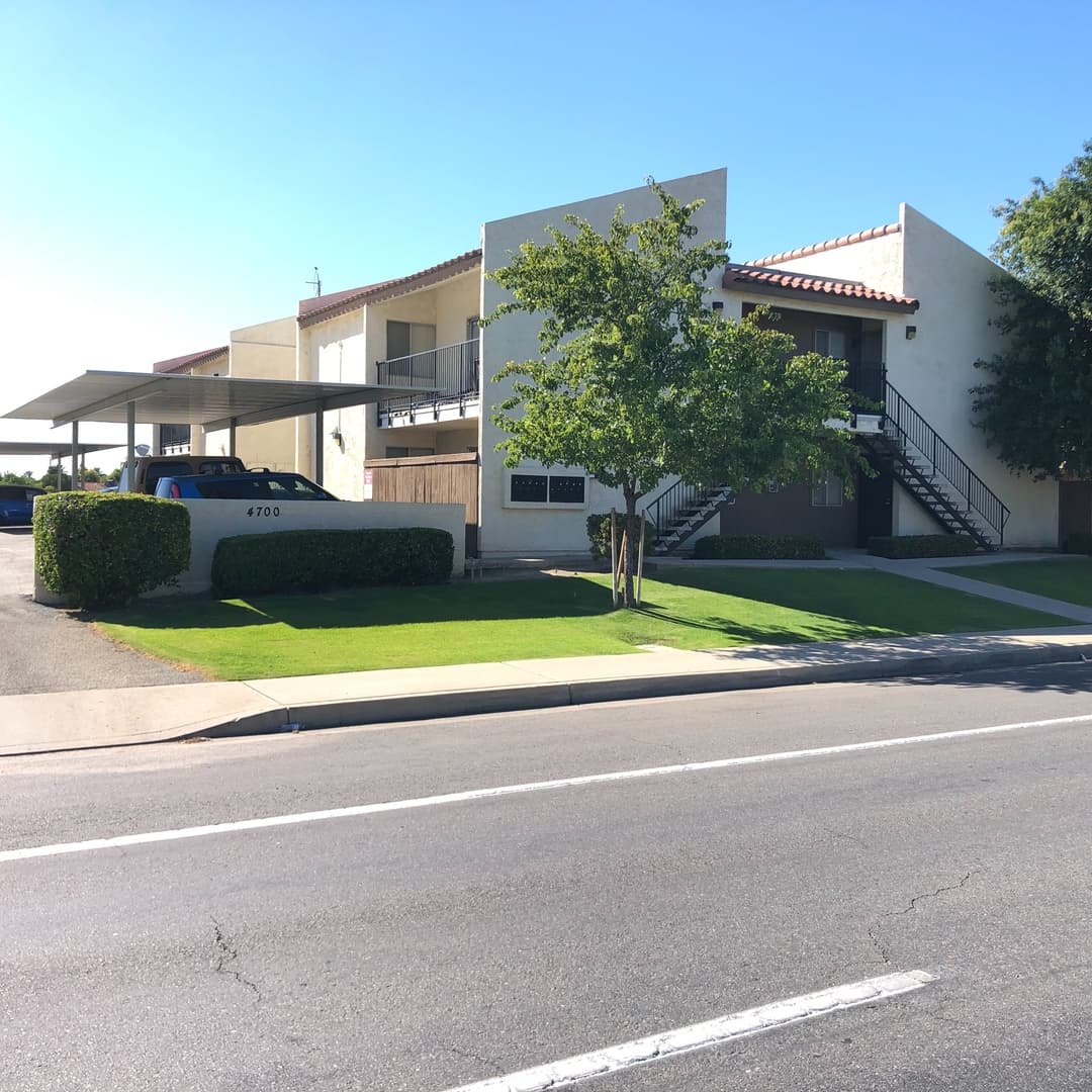 Bakersfield Apartment: 4700 Columbus St.