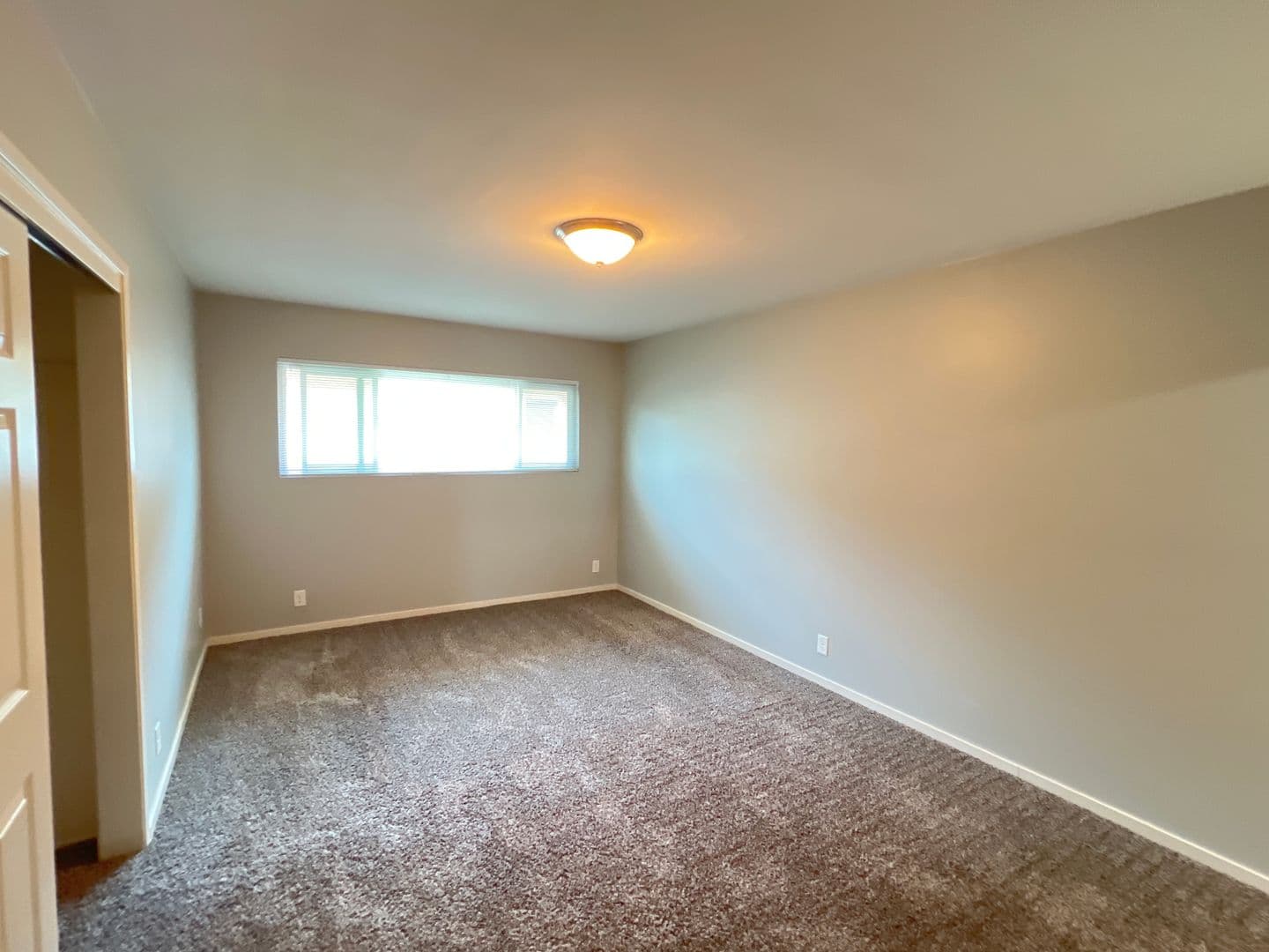 Bakersfield Apartment: 5900 Stockdale Hwy