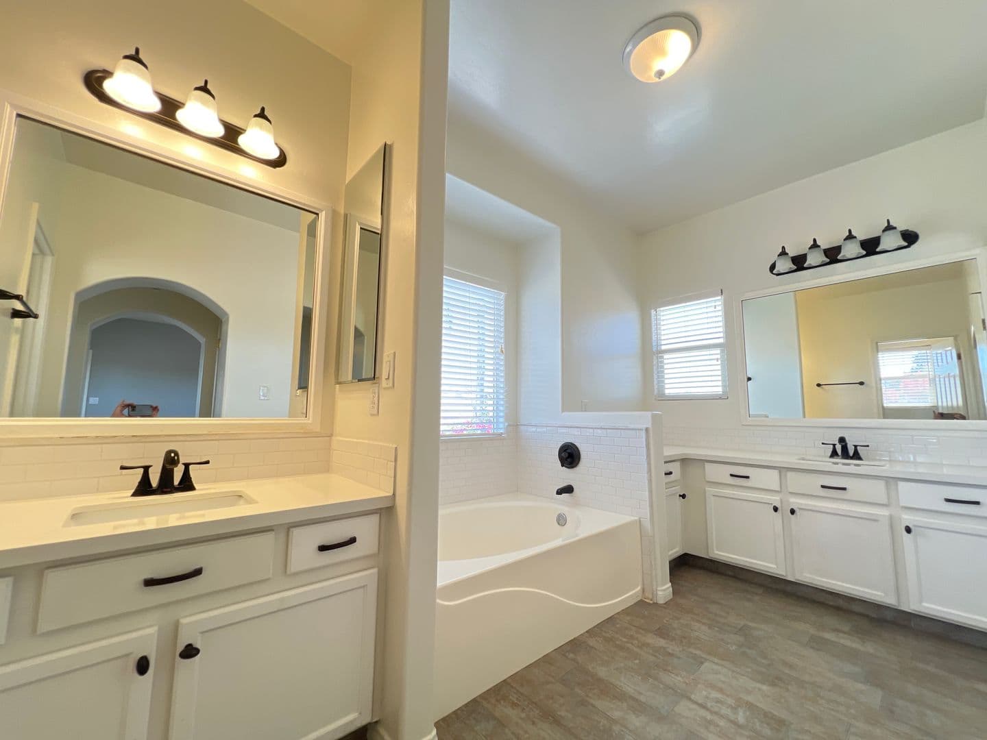 Bakersfield House: 3006 Tresselwyck Ln.