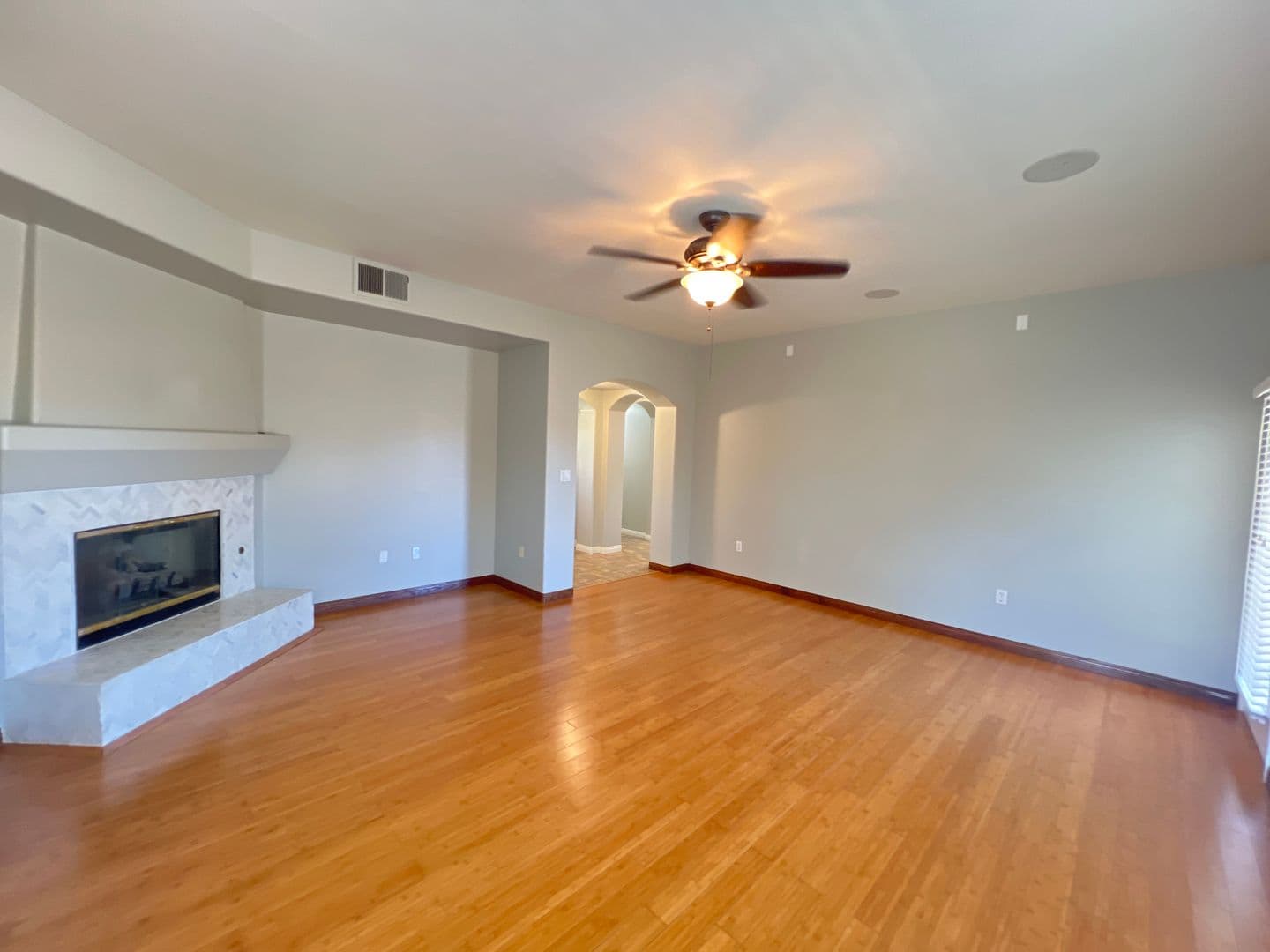 Bakersfield House: 3006 Tresselwyck Ln.