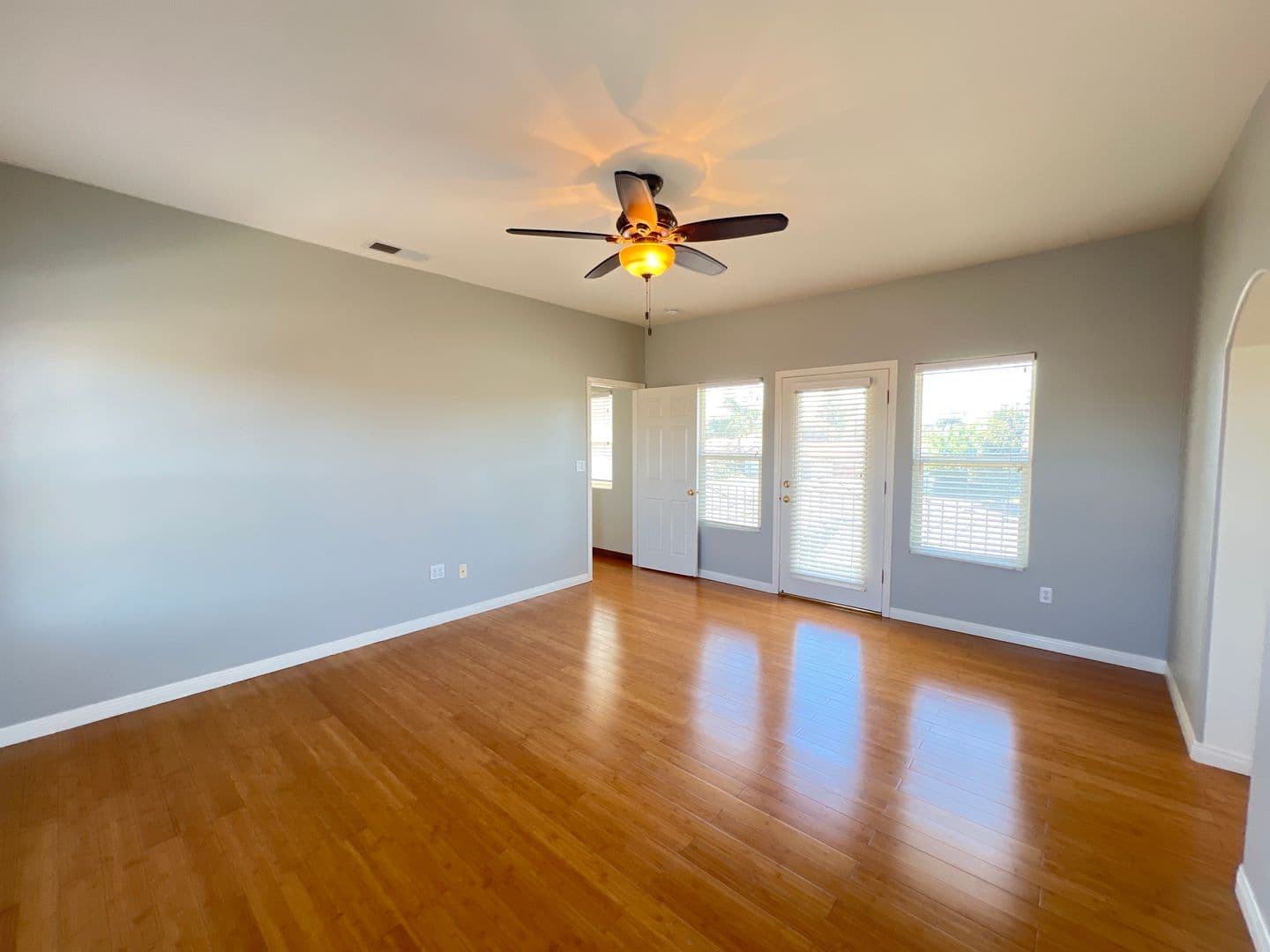 Bakersfield House: 3006 Tresselwyck Ln.