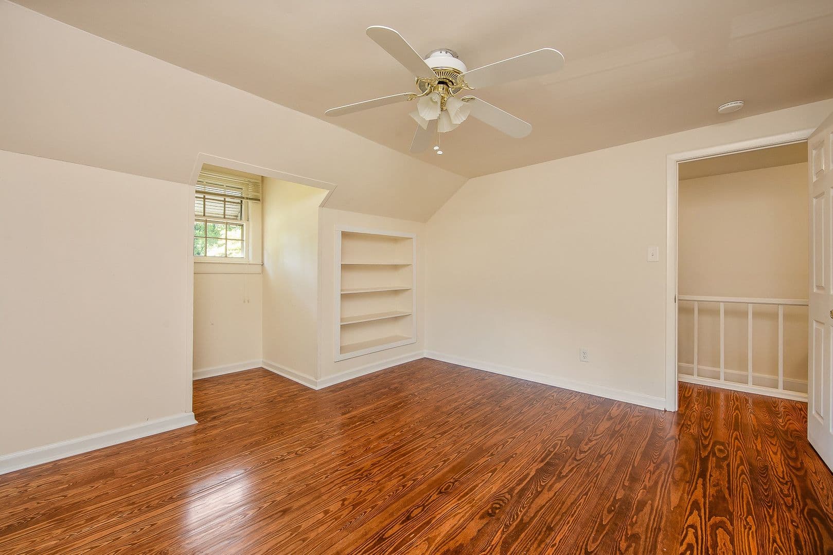 Fayetteville House: 608 Greenland Drive
