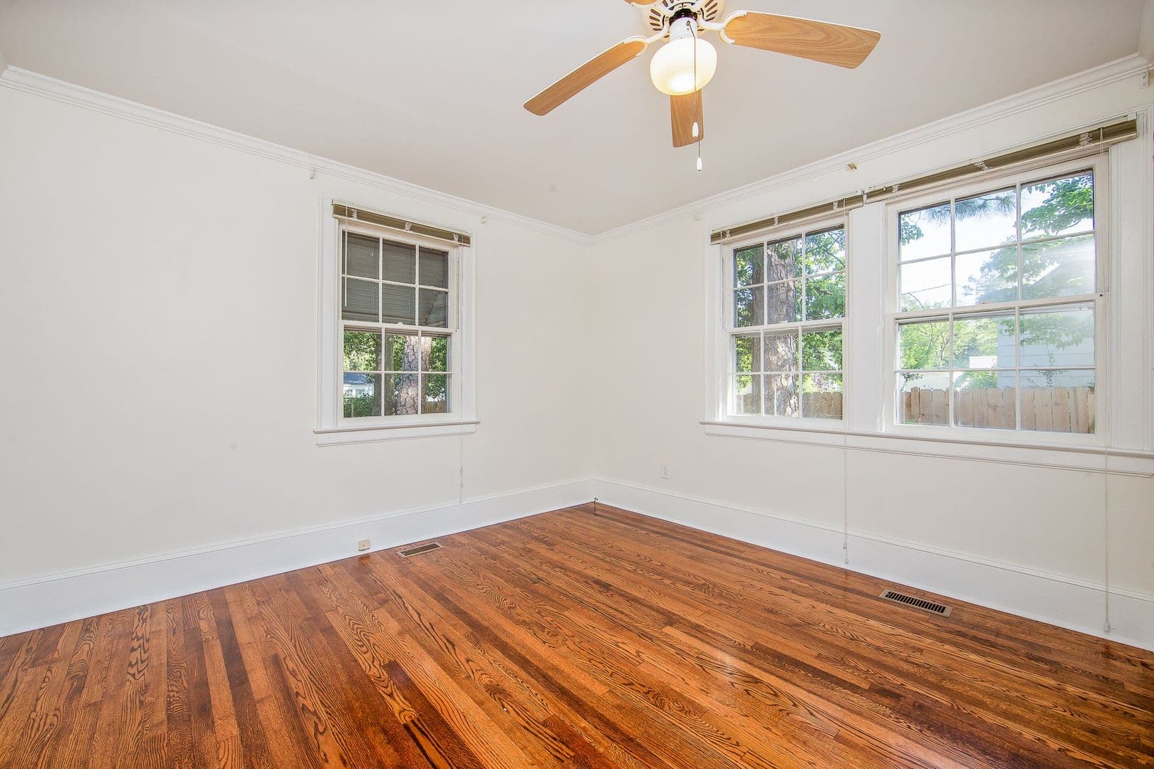 Fayetteville House: 608 Greenland Drive