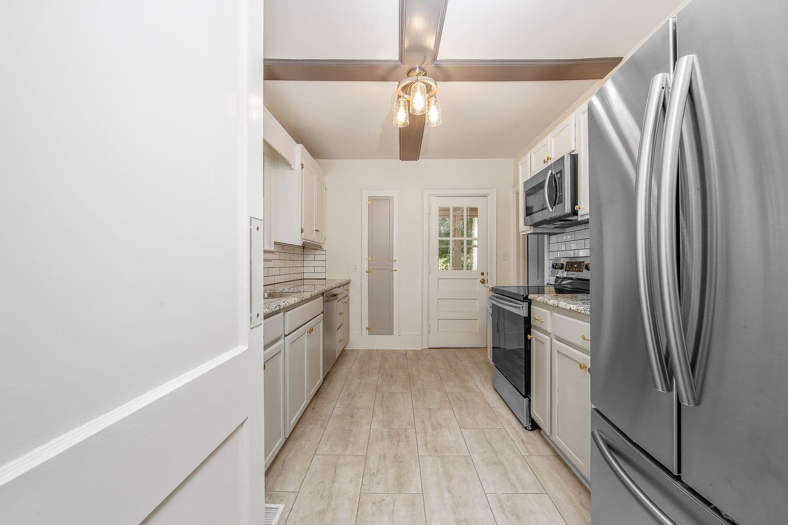 Fayetteville House: 608 Greenland Drive