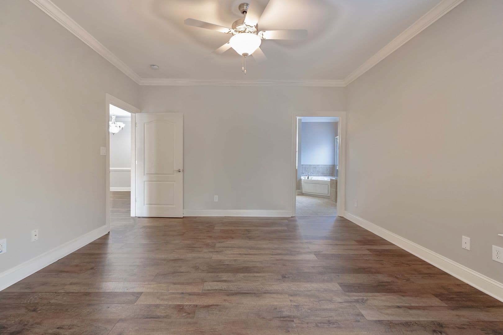 Fayetteville House: 1931 Dante Lane #102