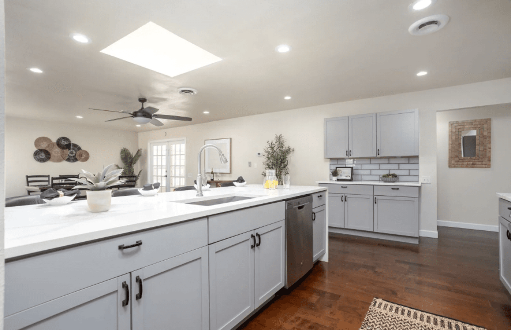 San Antonio House: 1626 W Terra Alta Dr