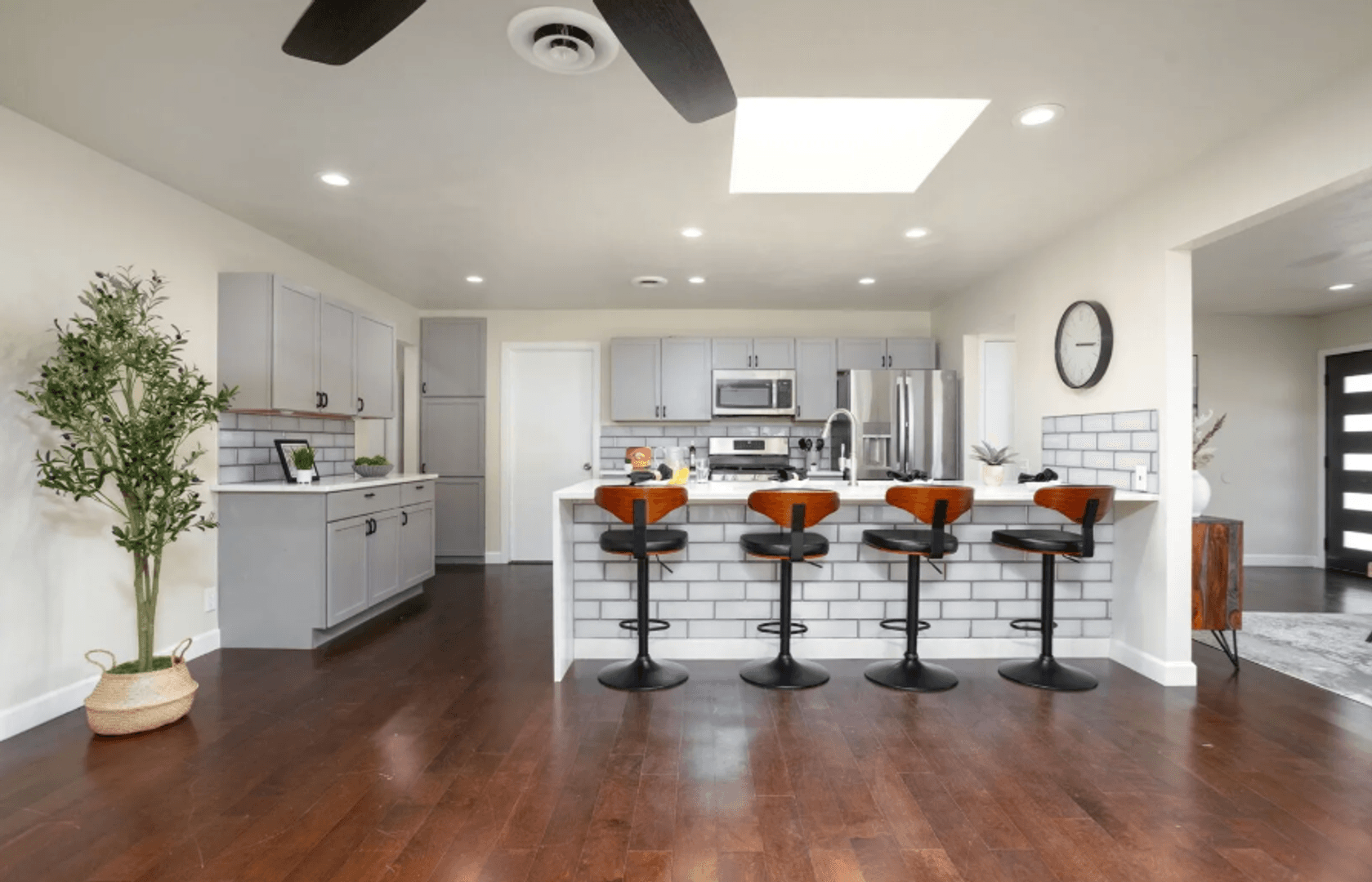 San Antonio House: 1626 W Terra Alta Dr