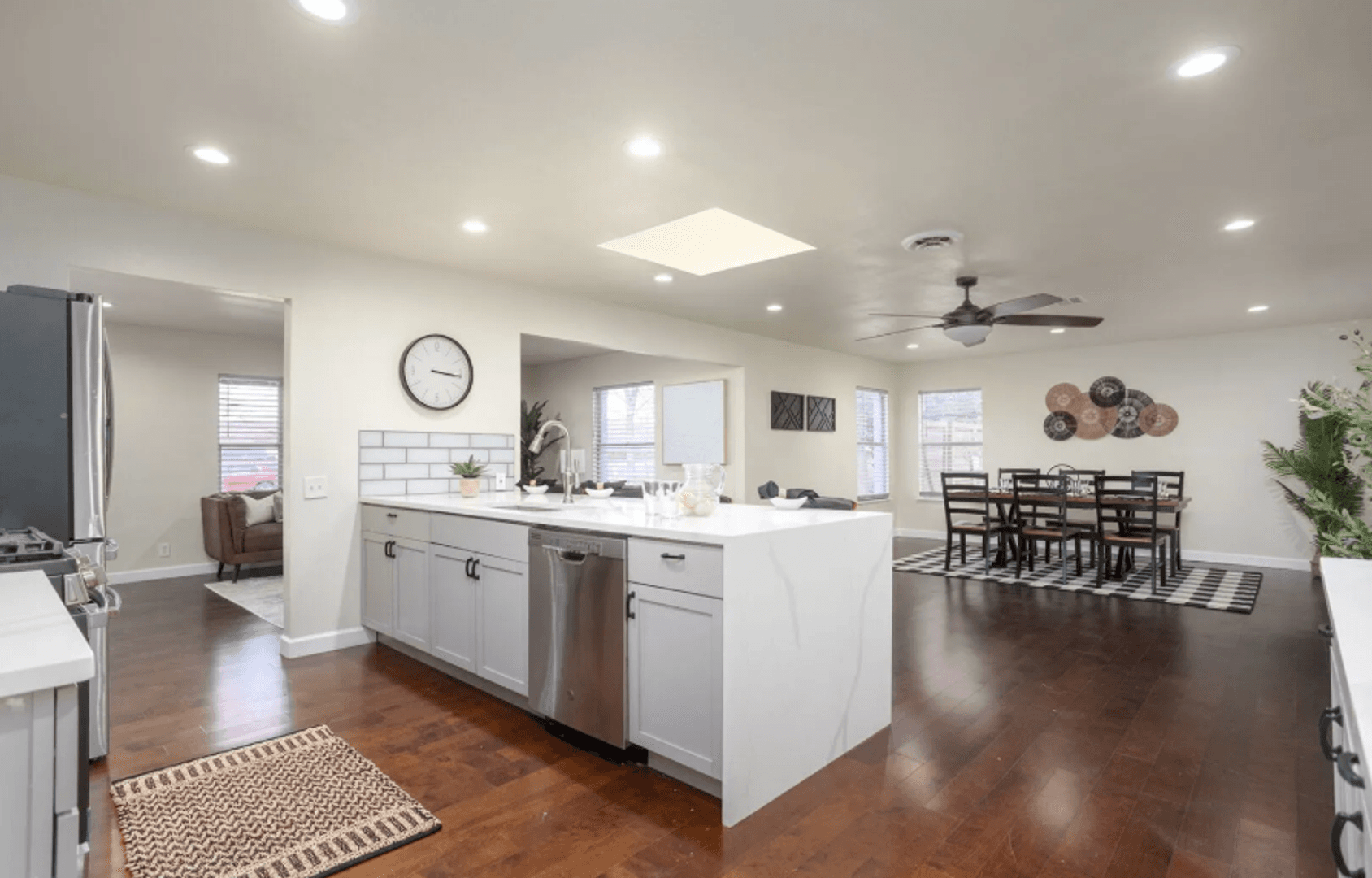San Antonio House: 1626 W Terra Alta Dr
