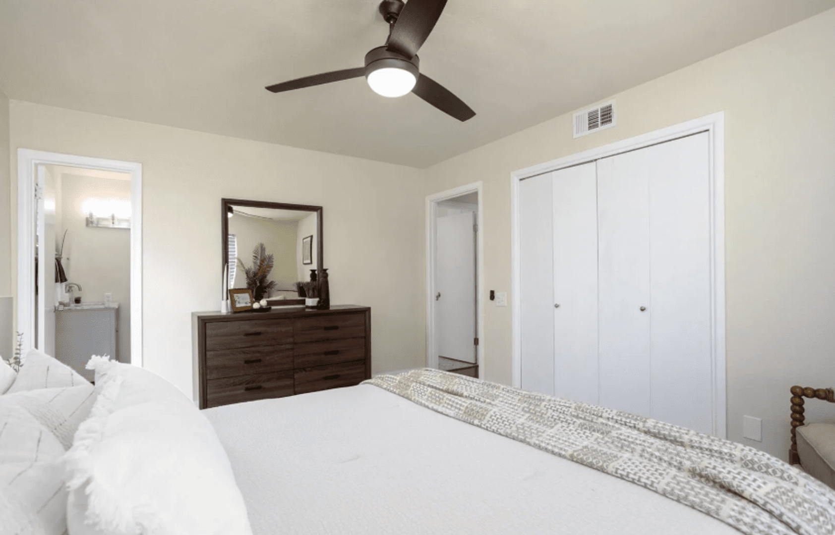 San Antonio House: 1626 W Terra Alta Dr