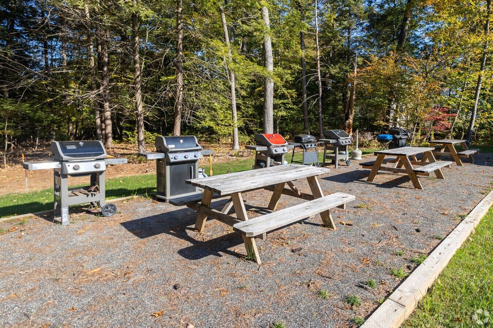Seabrook Apartment: 2 Autumn Way