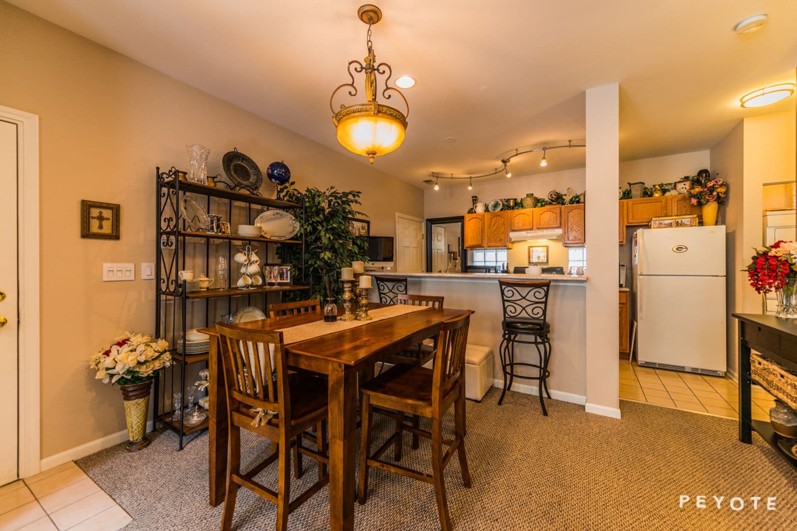 Chicago Apartment: 1225 N Orleans