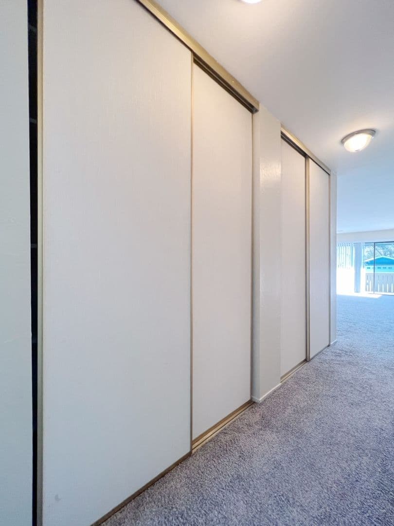 Moraga Apartment: 680 Moraga Road