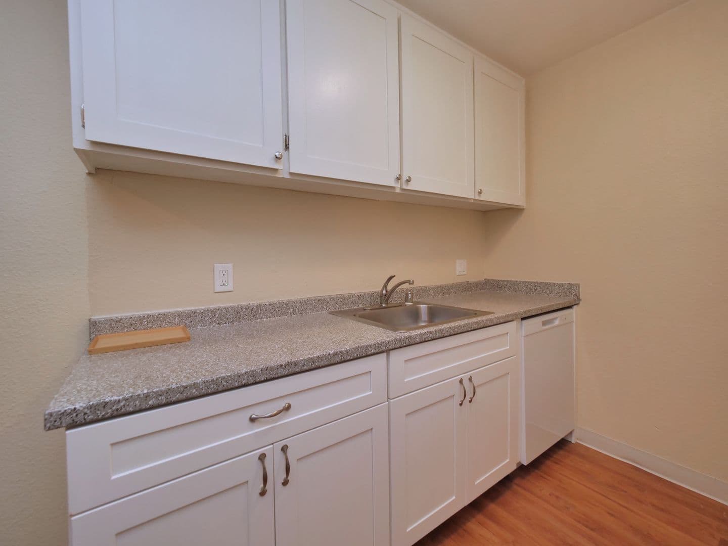 Sacramento Apartment: 8180 Center Pkwy