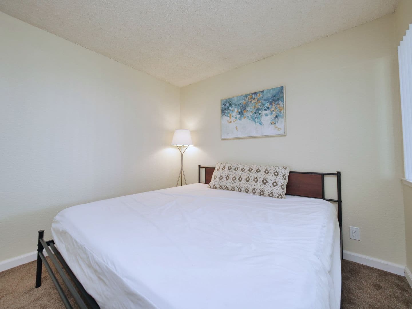 Sacramento Apartment: 8180 Center Pkwy