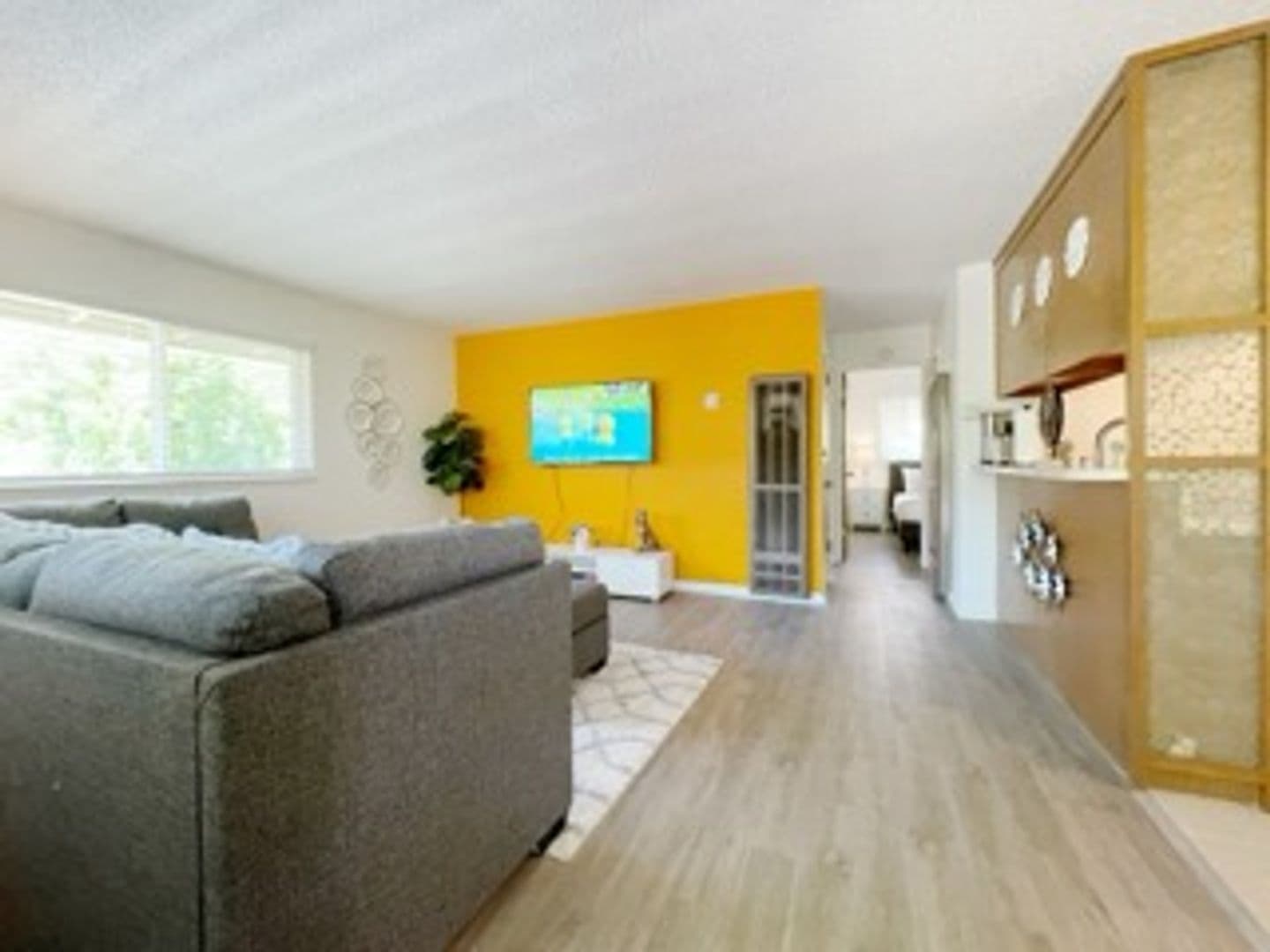 Lafayette Apartment: 3520 Brook Street