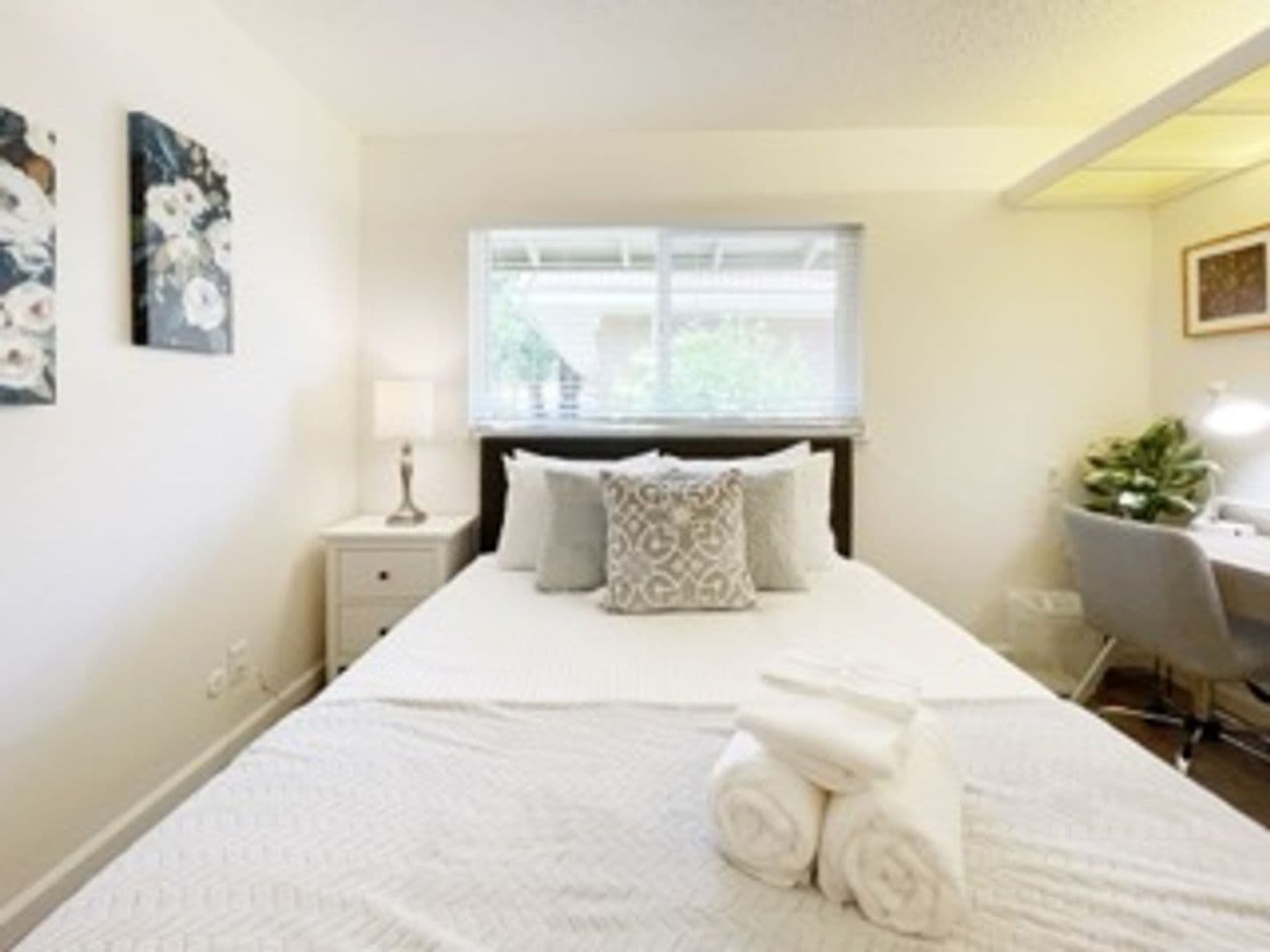 Lafayette Apartment: 3520 Brook Street