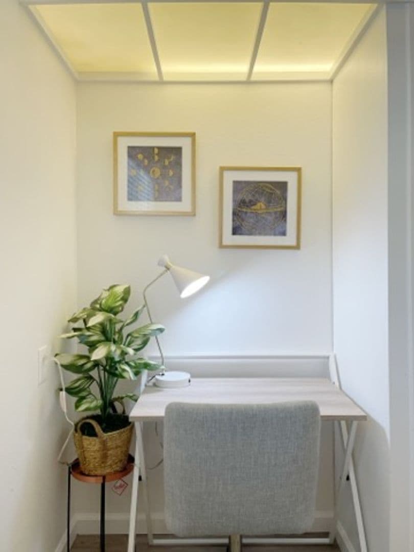 Lafayette Apartment: 3520 Brook Street