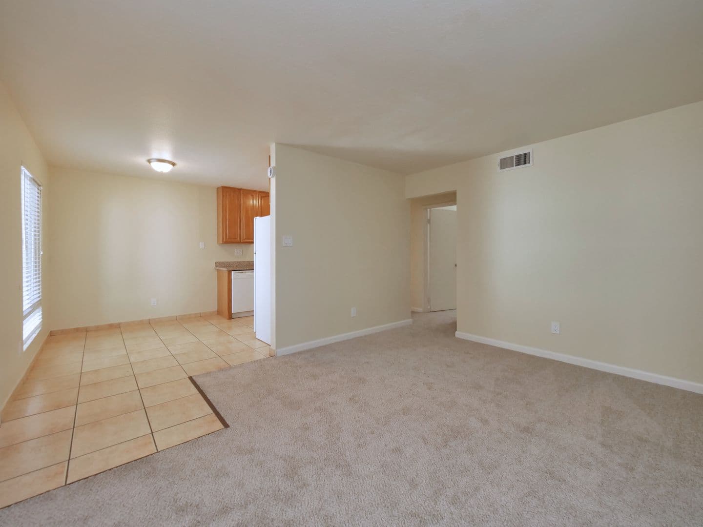 Sacramento Apartment: 1040 Rio Lane