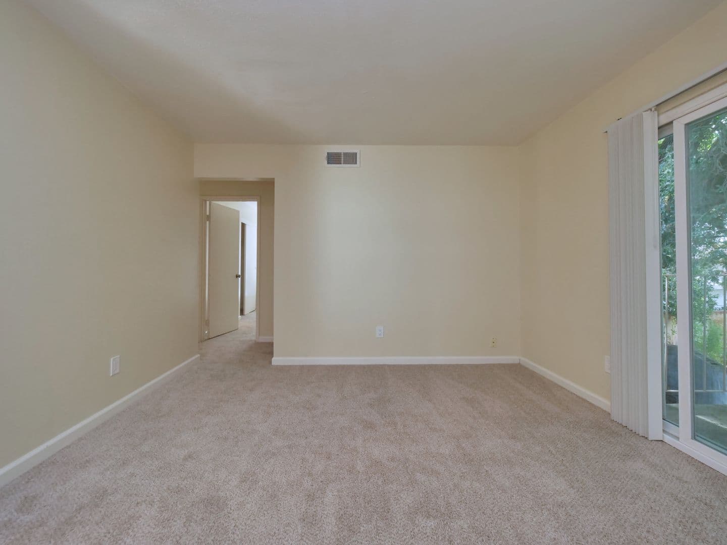 Sacramento Apartment: 1040 Rio Lane