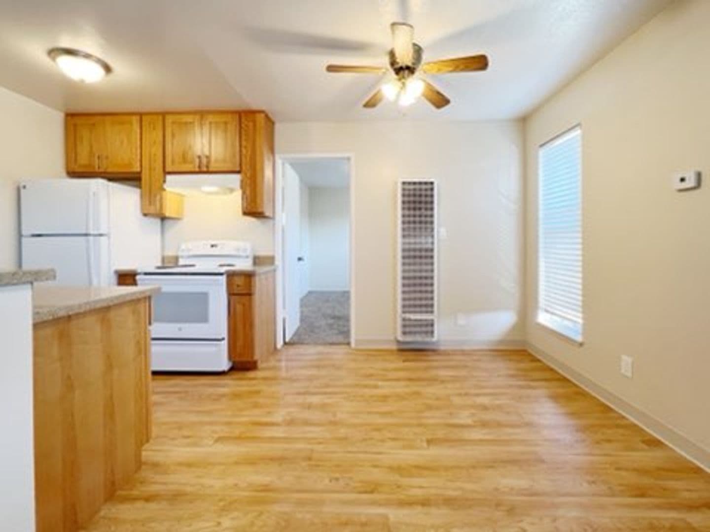Berkeley Apartment: 2431-33 & 2435 Grant St.
