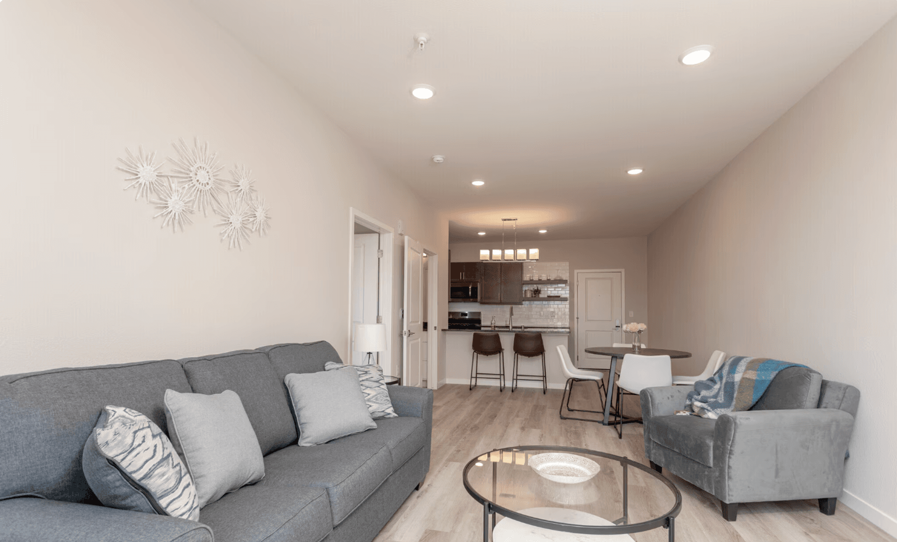 Plover Apartment: 3055 Village Park Dr