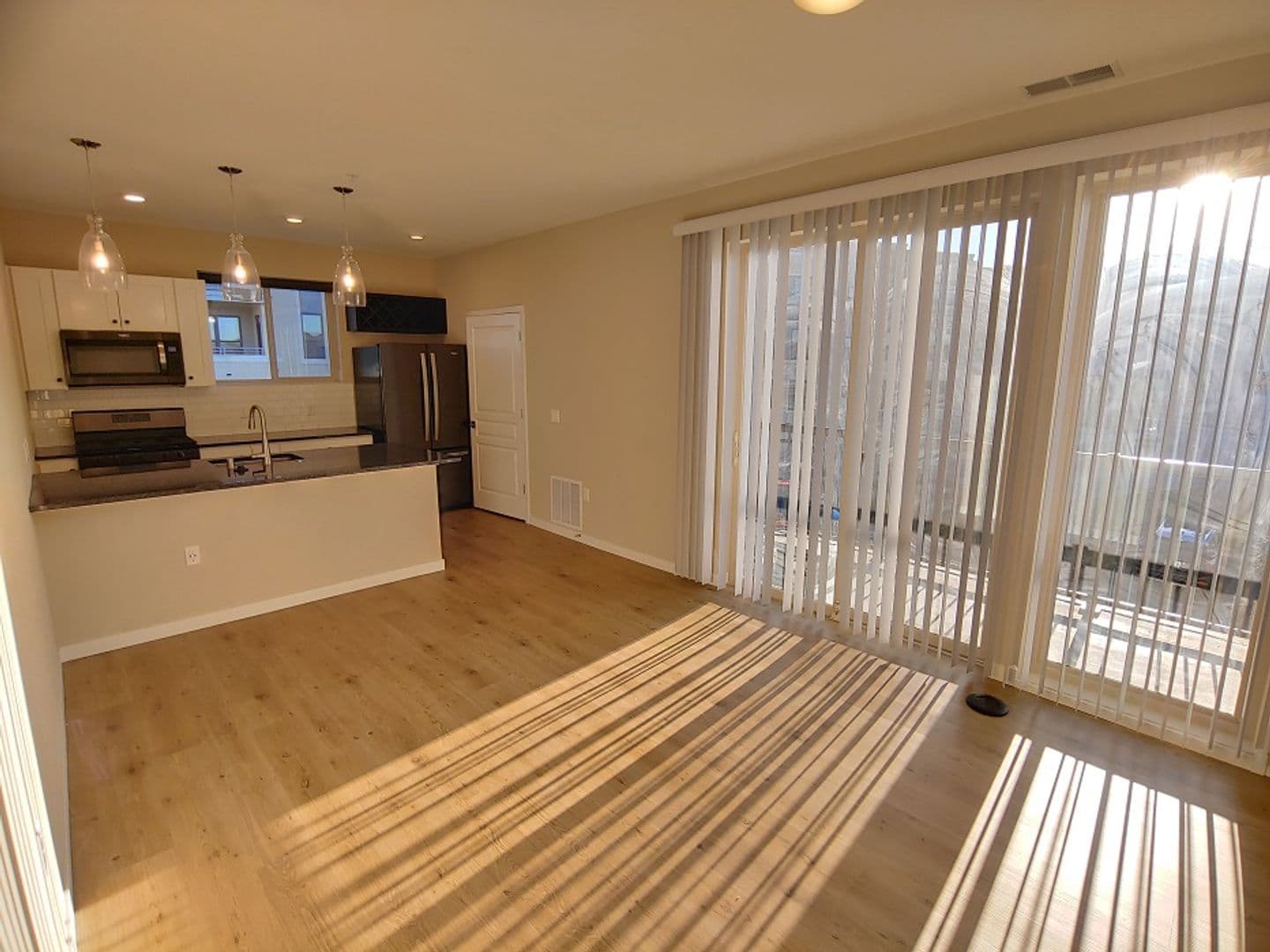 Madison Apartment: 550 Junction Rd