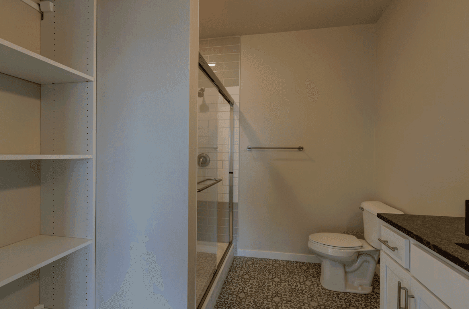 Plover Apartment: 3055 Village Park Dr