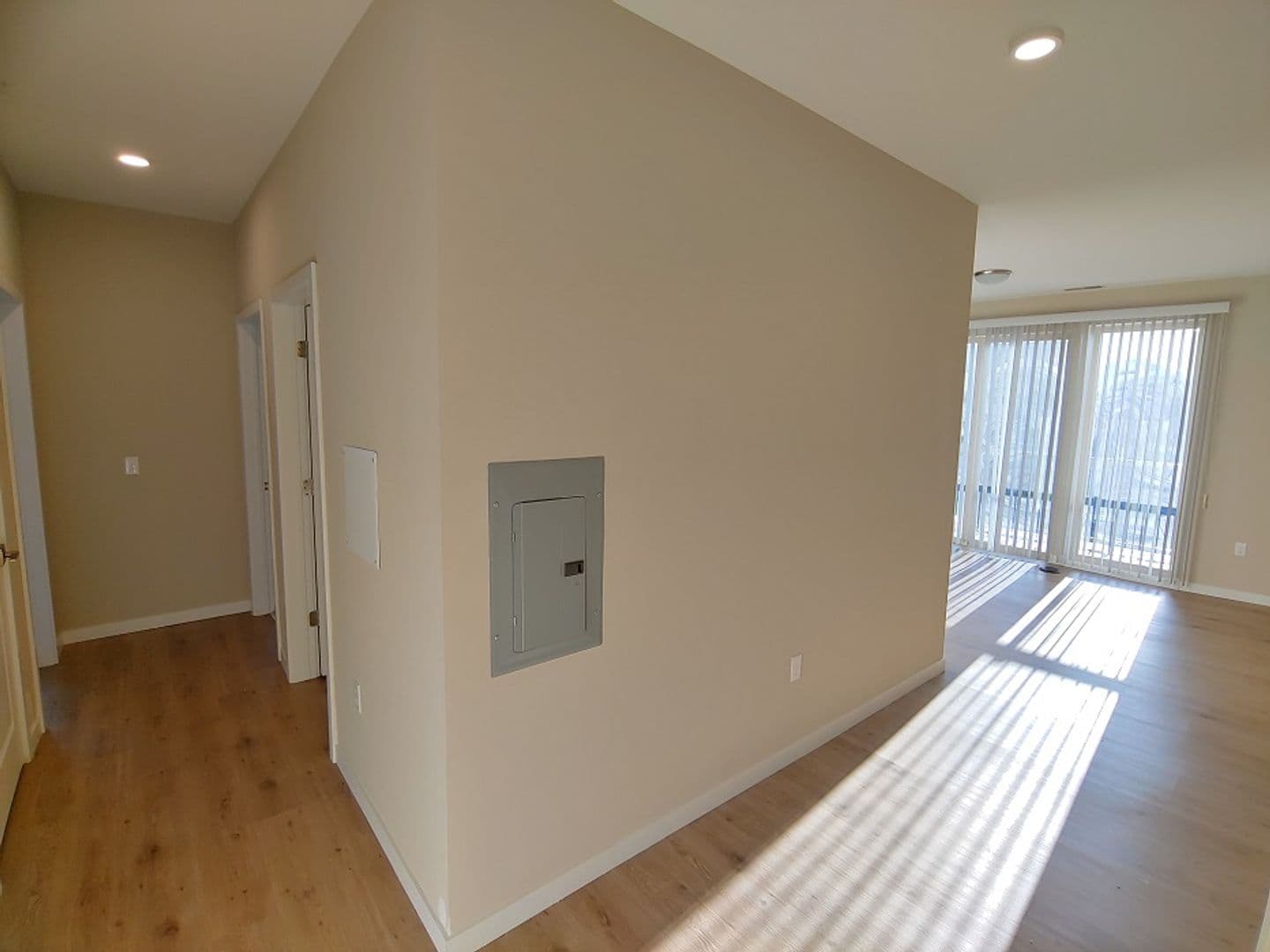 Madison Apartment: 550 Junction Rd