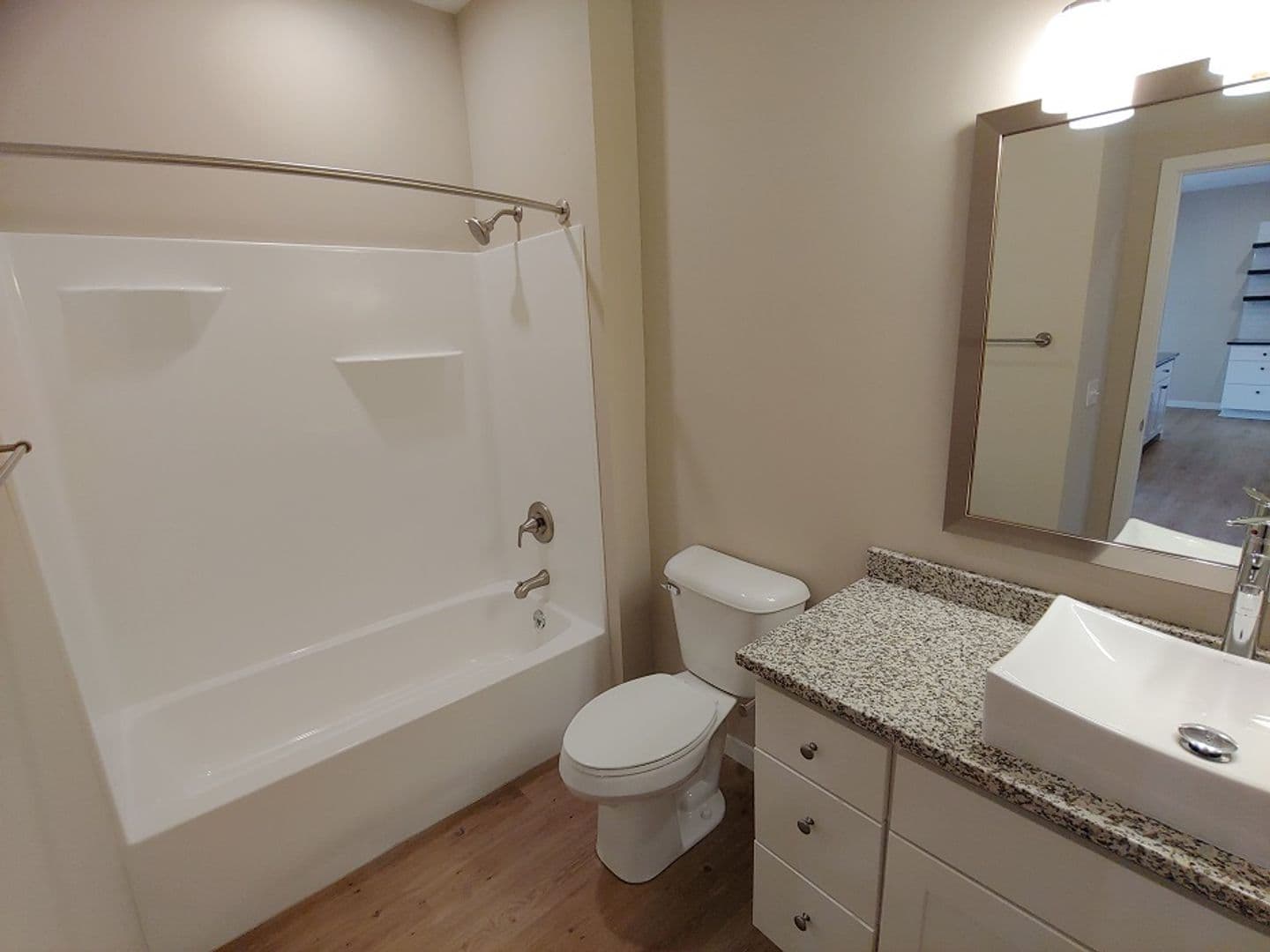 Madison Apartment: 550 Junction Rd