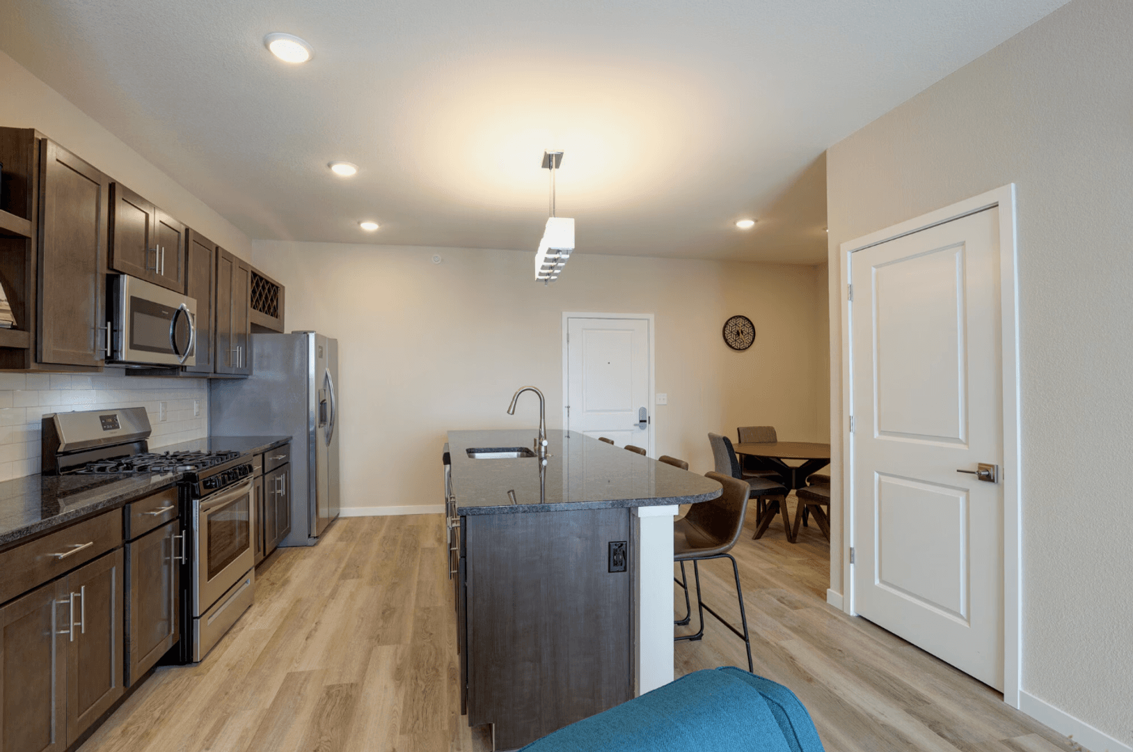 Plover Apartment: 3055 Village Park Dr