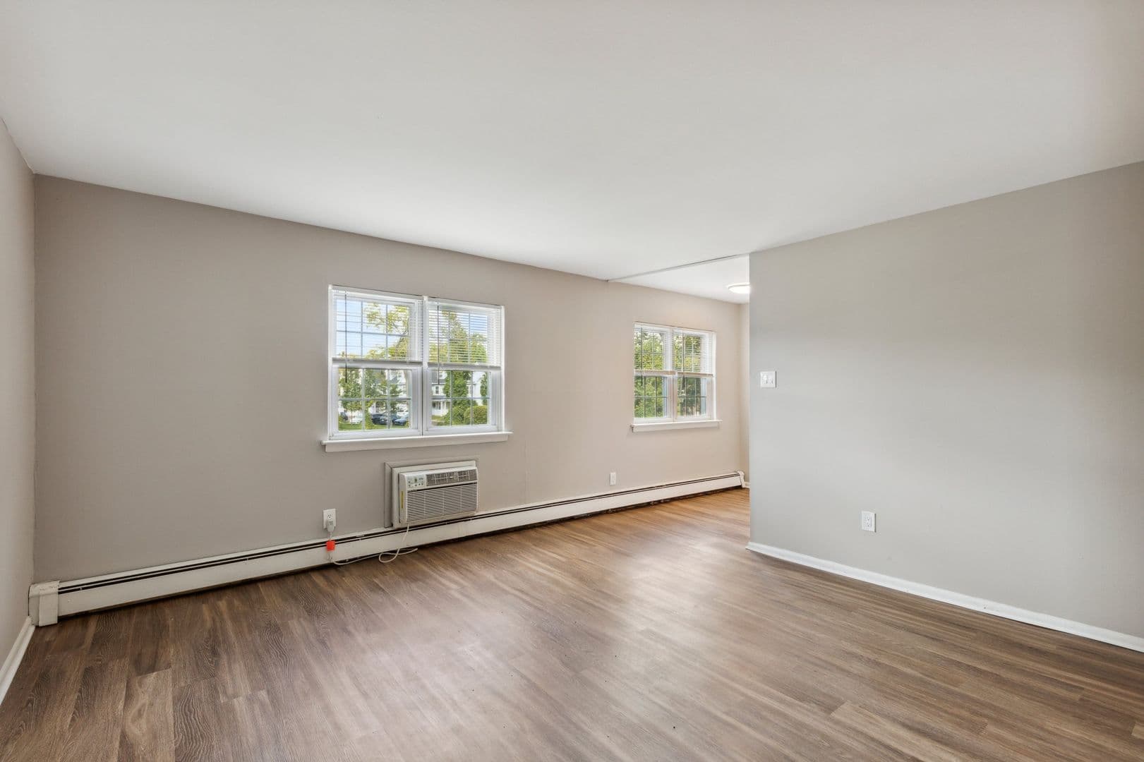 Hatboro Apartment: 350 N. York Rd