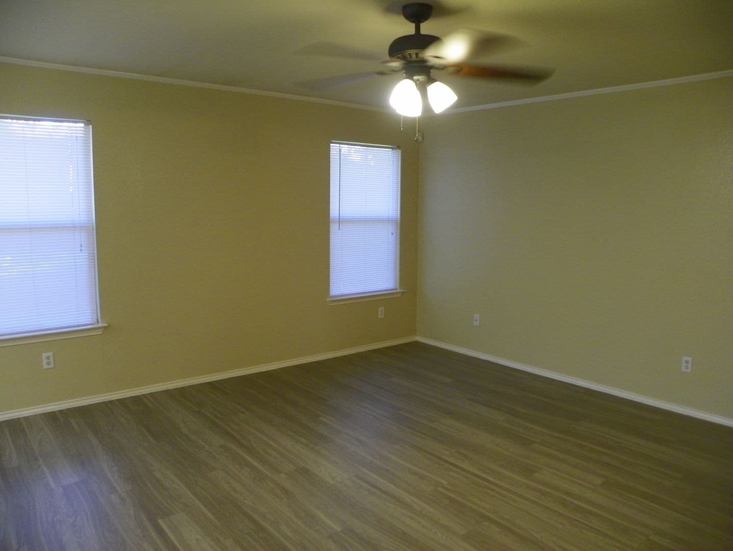 Cedar Park House: 2007 Coachlamp Drive
