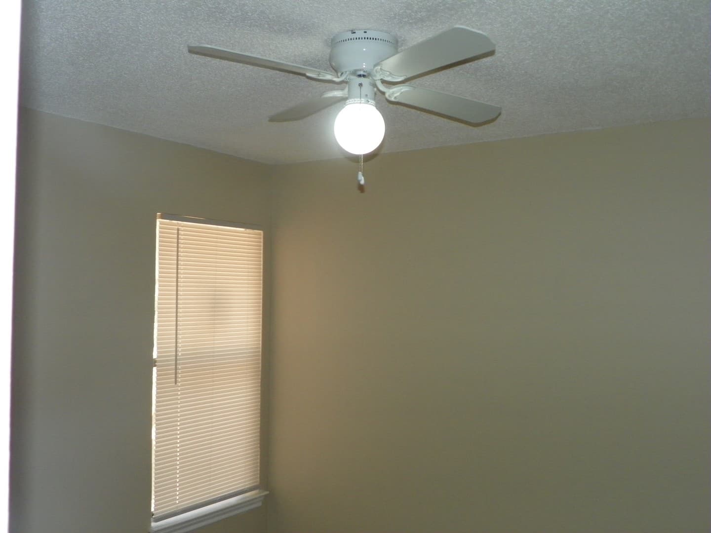 Round Rock Apartment: 410.412 Cypress Lane