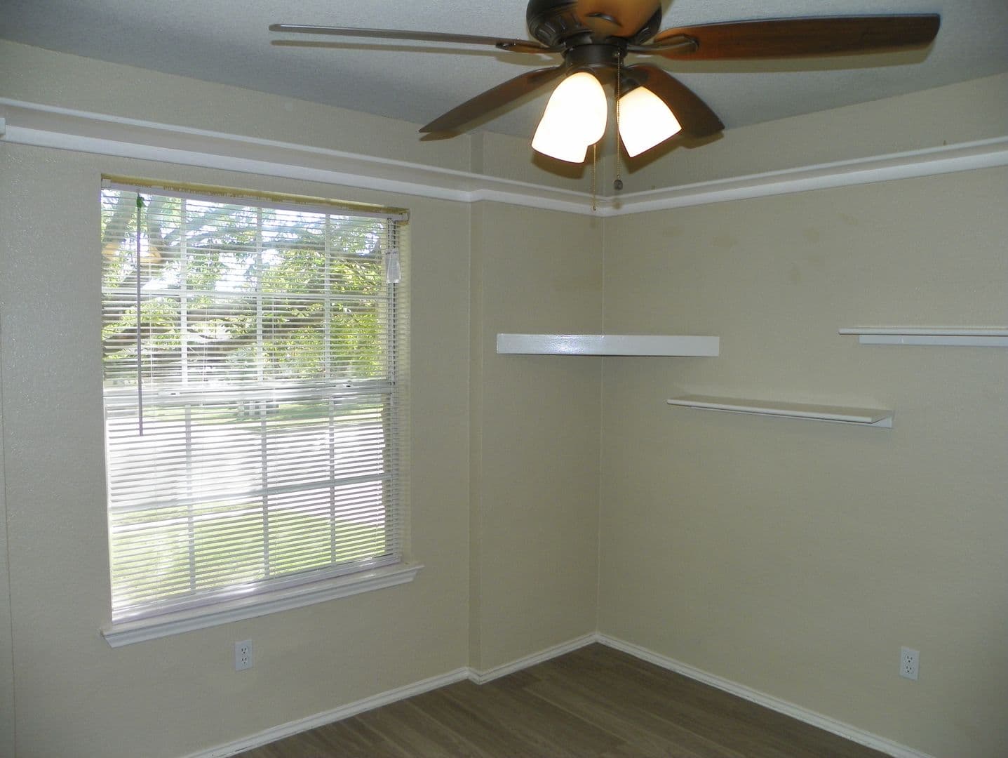 Cedar Park House: 2007 Coachlamp Drive