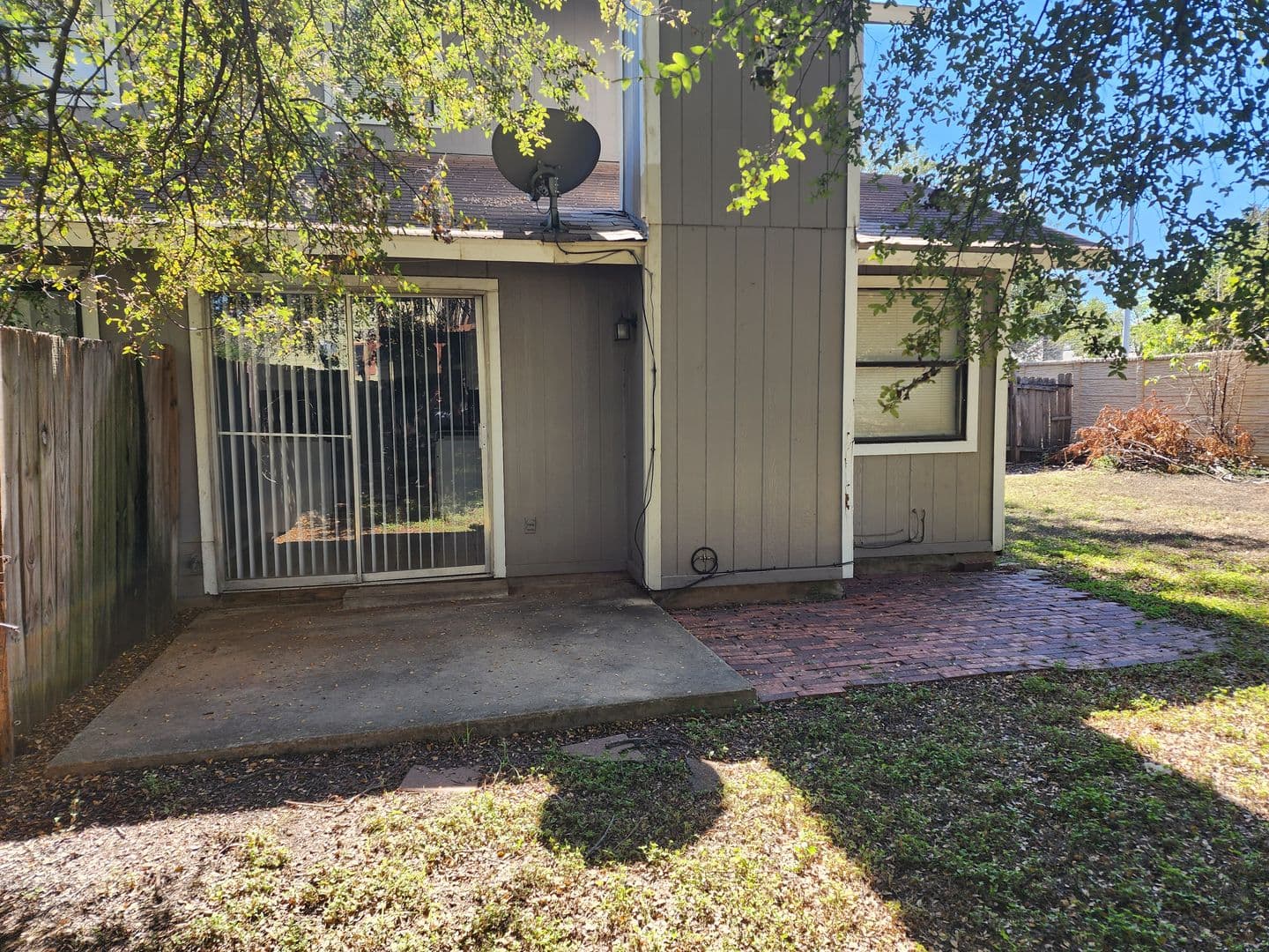 Round Rock Apartment: 2312/2314 Whitlow Cv.