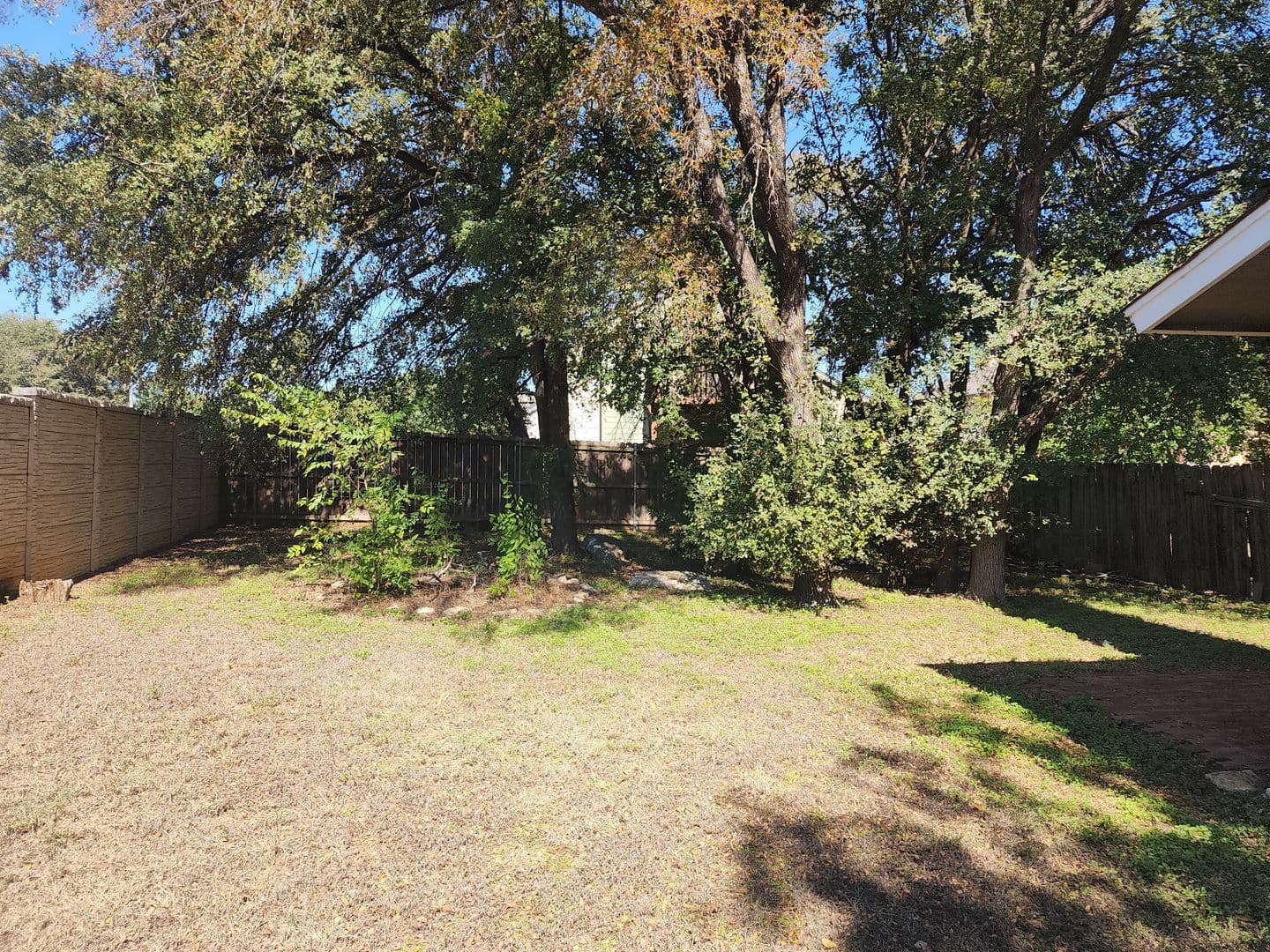 Round Rock Apartment: 2312/2314 Whitlow Cv.