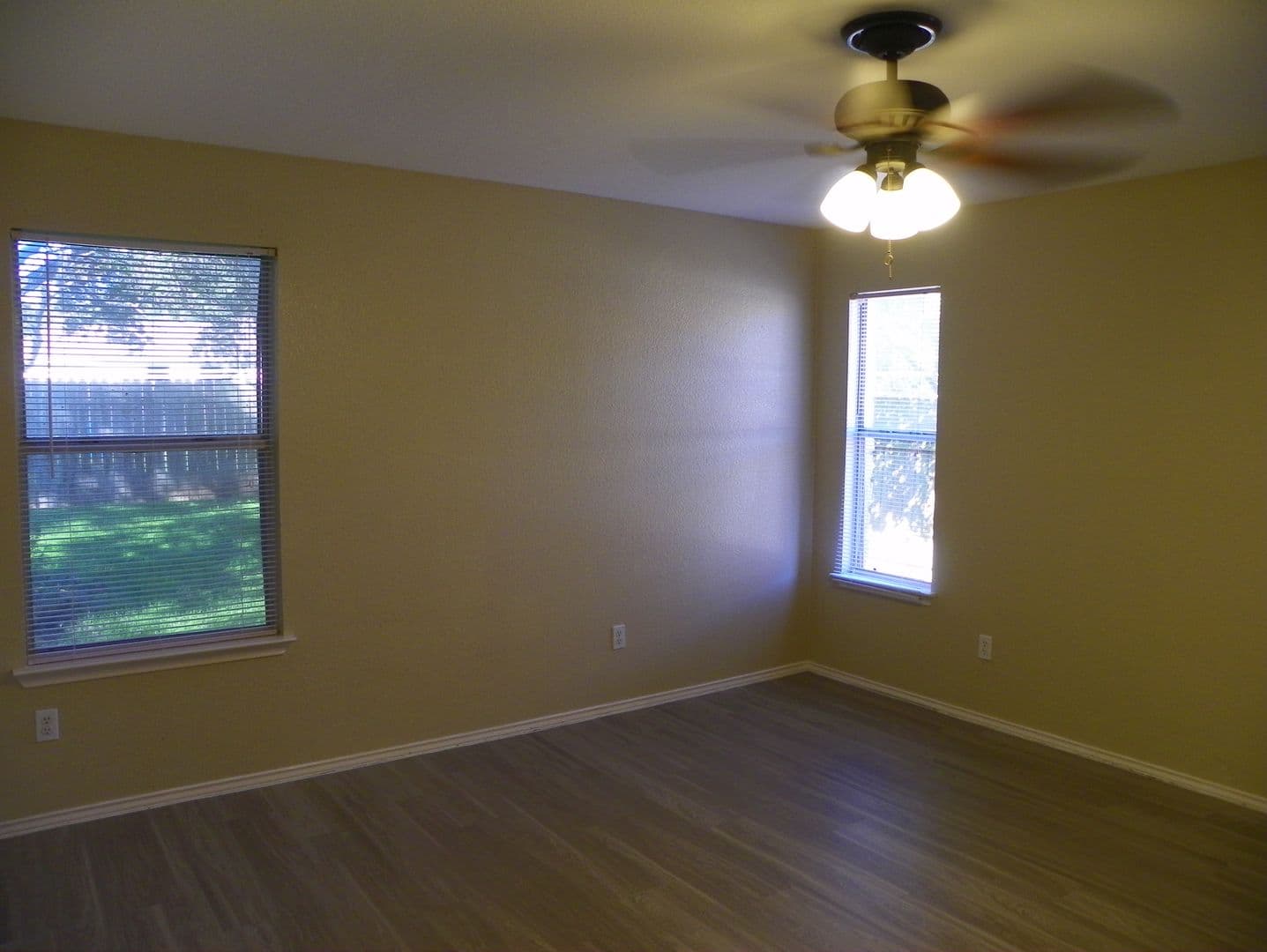 Cedar Park House: 2007 Coachlamp Drive