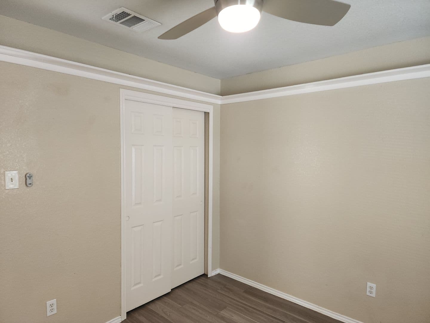 Cedar Park House: 2007 Coachlamp Drive