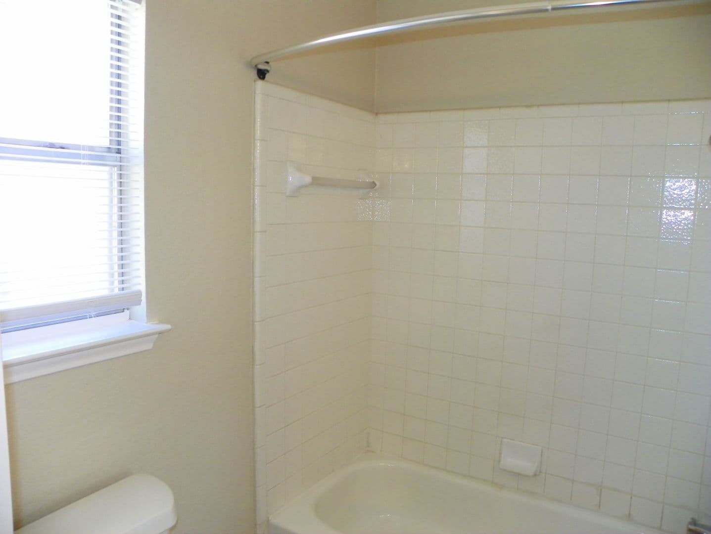 Cedar Park House: 2007 Coachlamp Drive
