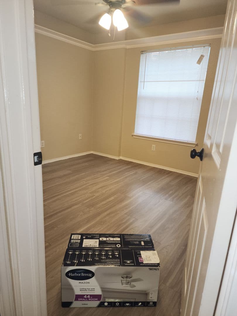 Cedar Park House: 2007 Coachlamp Drive