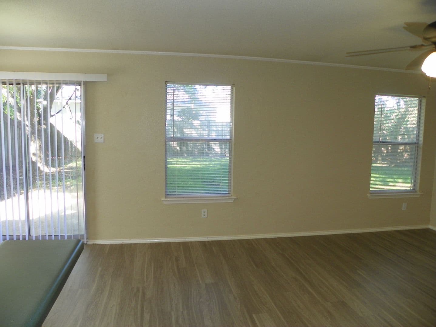 Cedar Park House: 2007 Coachlamp Drive