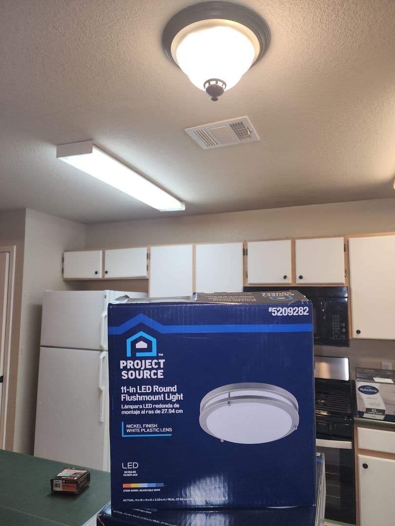 Cedar Park House: 2007 Coachlamp Drive