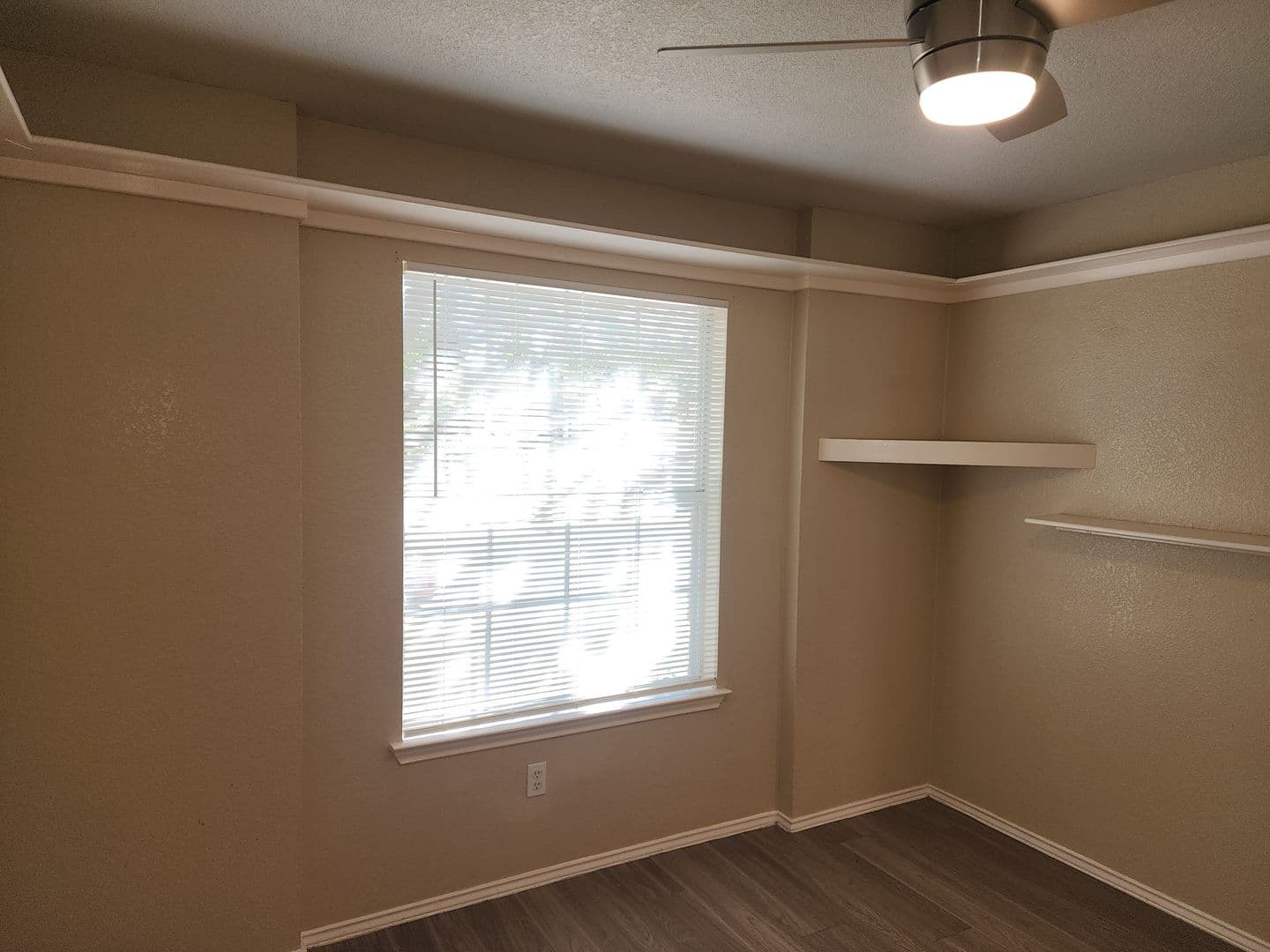 Cedar Park House: 2007 Coachlamp Drive
