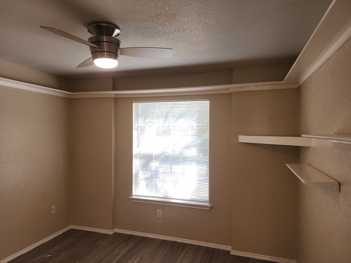 Cedar Park House: 2007 Coachlamp Drive
