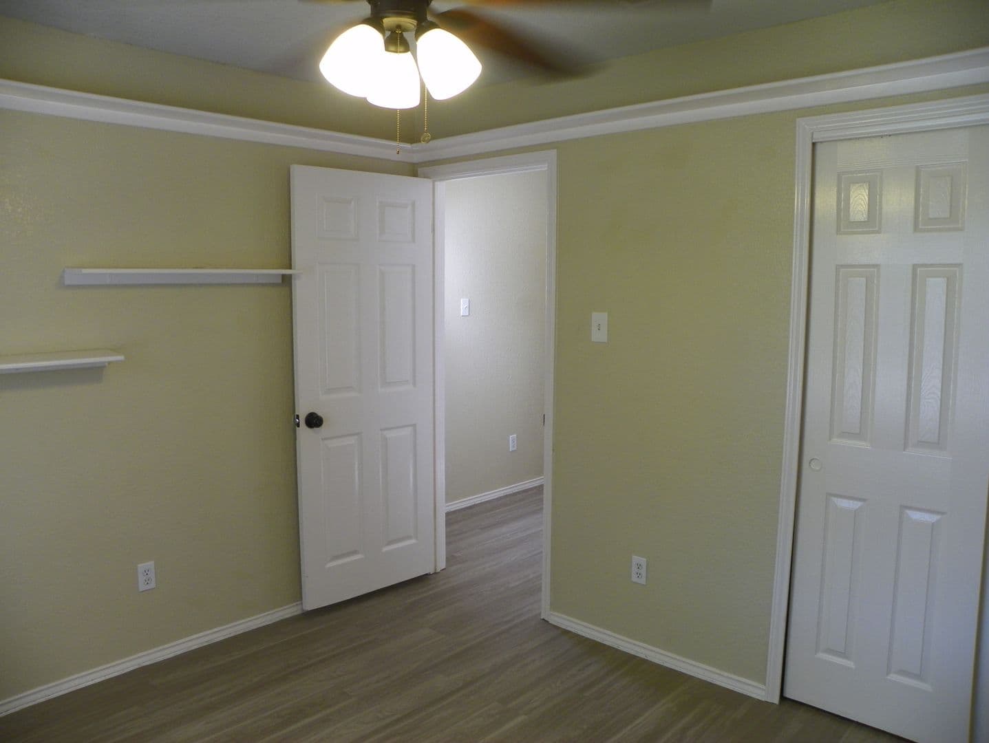 Cedar Park House: 2007 Coachlamp Drive