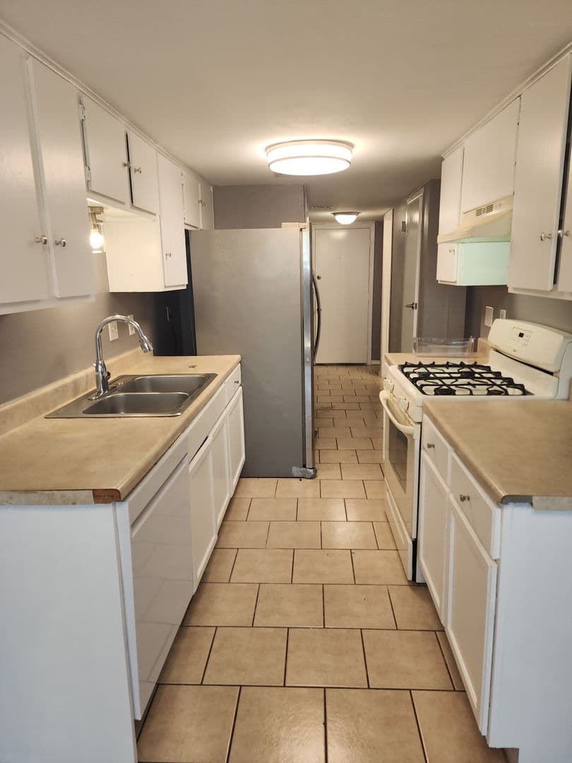 Round Rock Apartment: 2312/2314 Whitlow Cv.