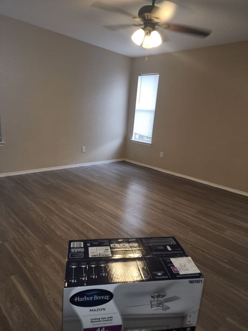 Cedar Park House: 2007 Coachlamp Drive