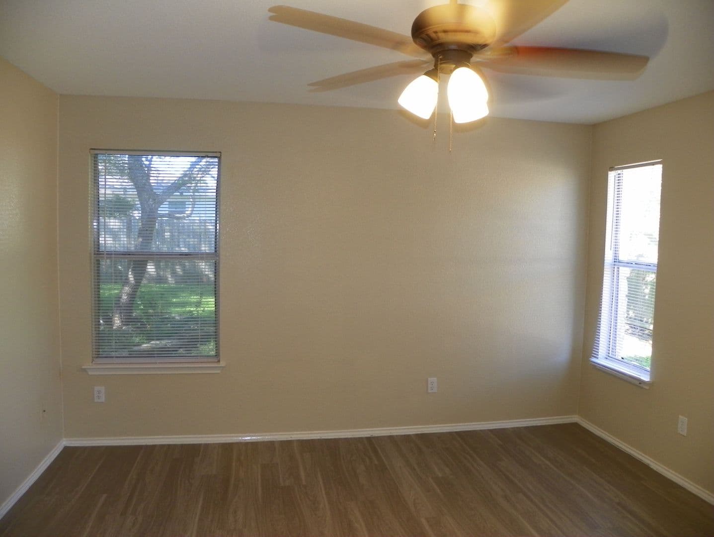 Cedar Park House: 2007 Coachlamp Drive