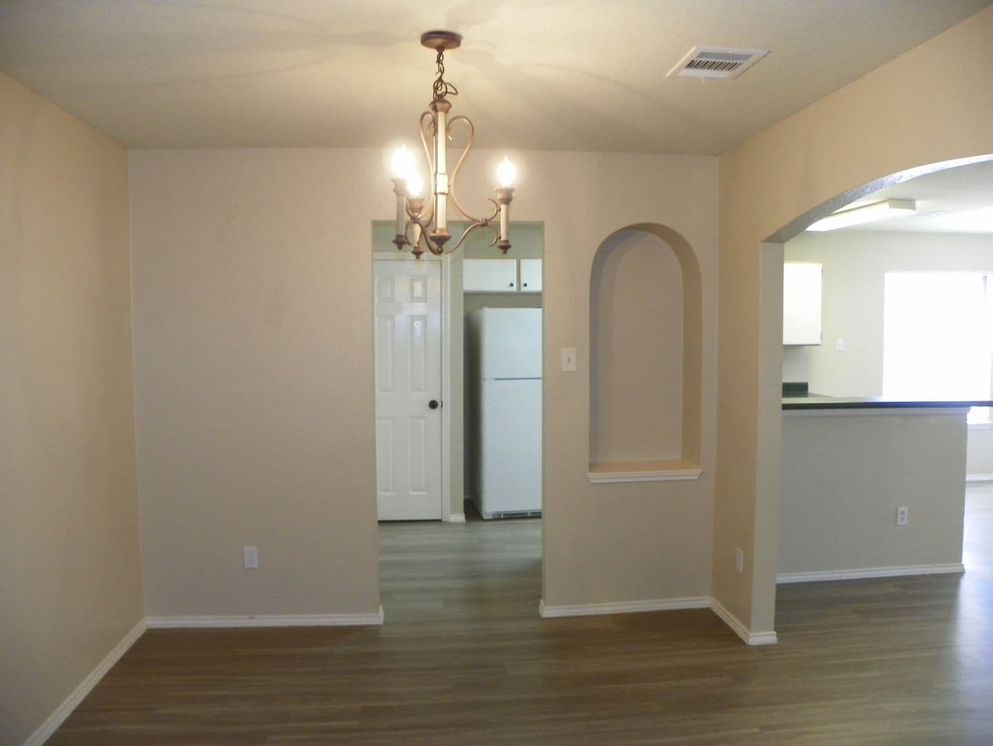 Cedar Park House: 2007 Coachlamp Drive
